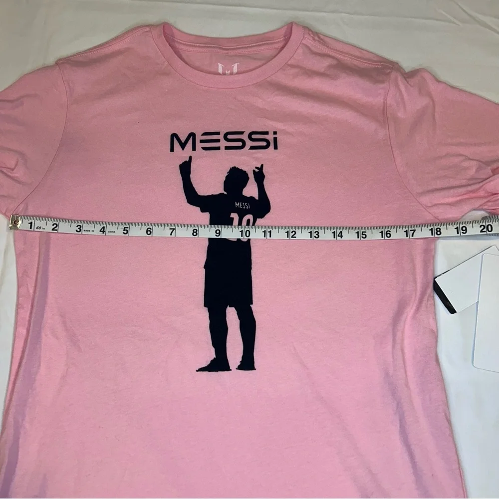Pink Messi #10 Soccer Silhouette T-shirt Unisex Youth XL NWT